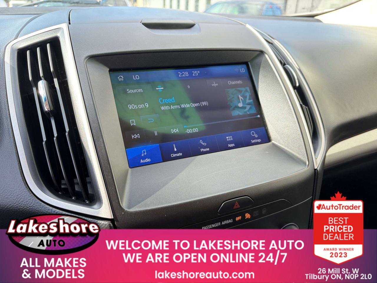 2019 Ford Edge SEL Photo