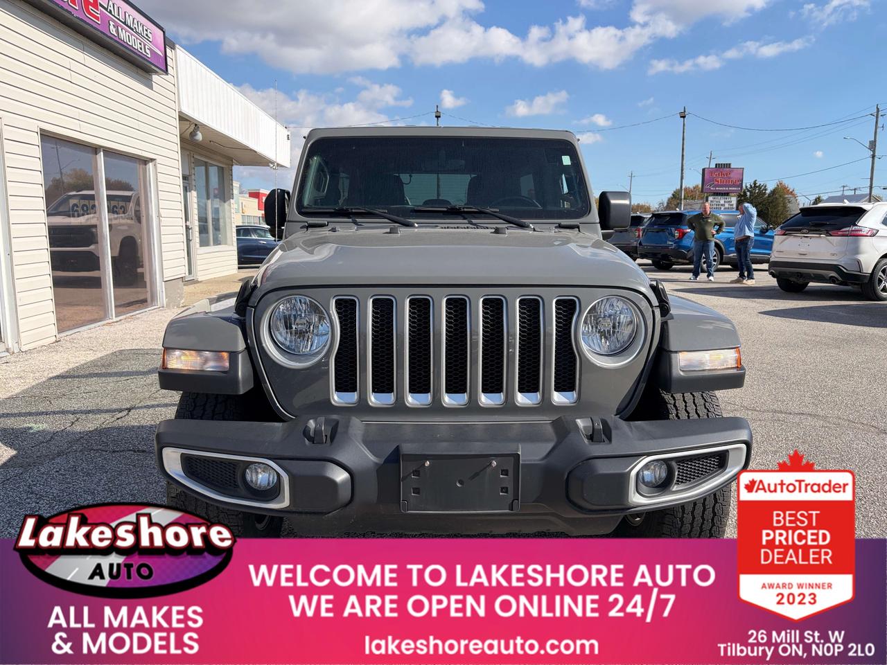 2023 Jeep Wrangler Sahara Photo