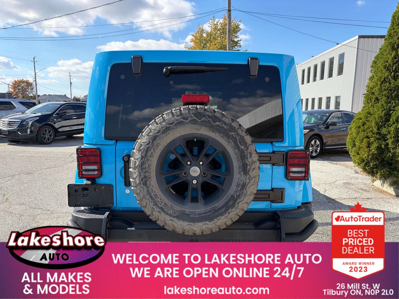 2017 Jeep Wrangler Unlimited Sahara Winter Photo3