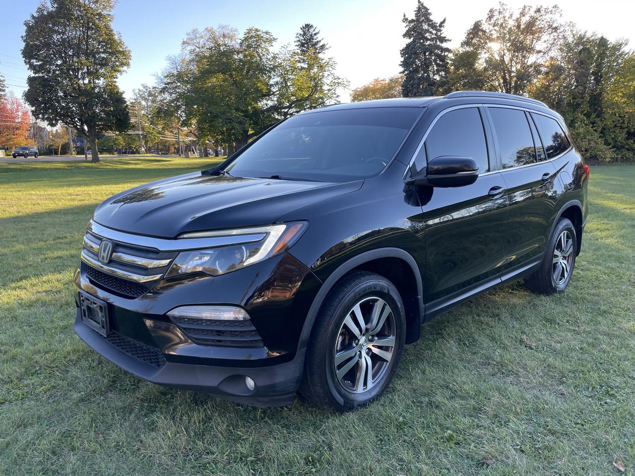 2017 Honda Pilot EX-L w/RES AWD *7 Seats Photo