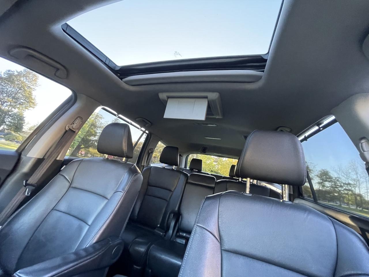 2017 Honda Pilot EX-L w/RES AWD *7 Seats Photo