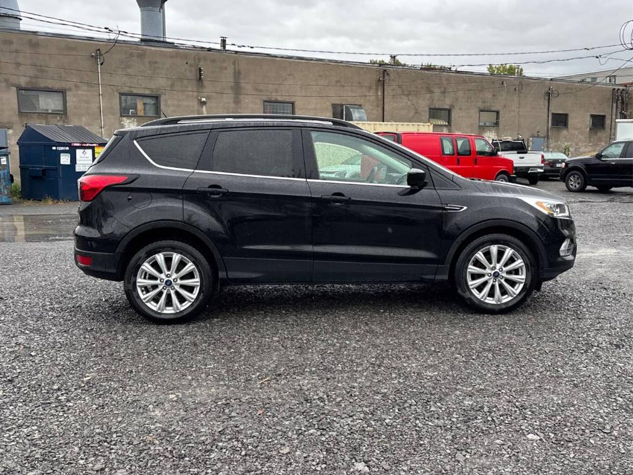 2019 Ford Escape SEL 4WD - SUNROOF, B/U CAM, LEATHER HEATED SEATS!! - Photo #9