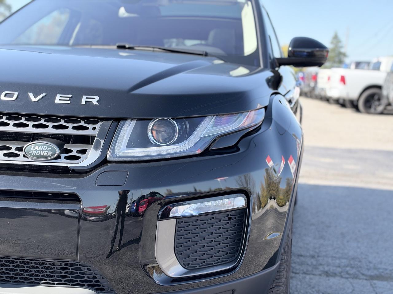 2016 Land Rover Range Rover Evoque HSE Photo