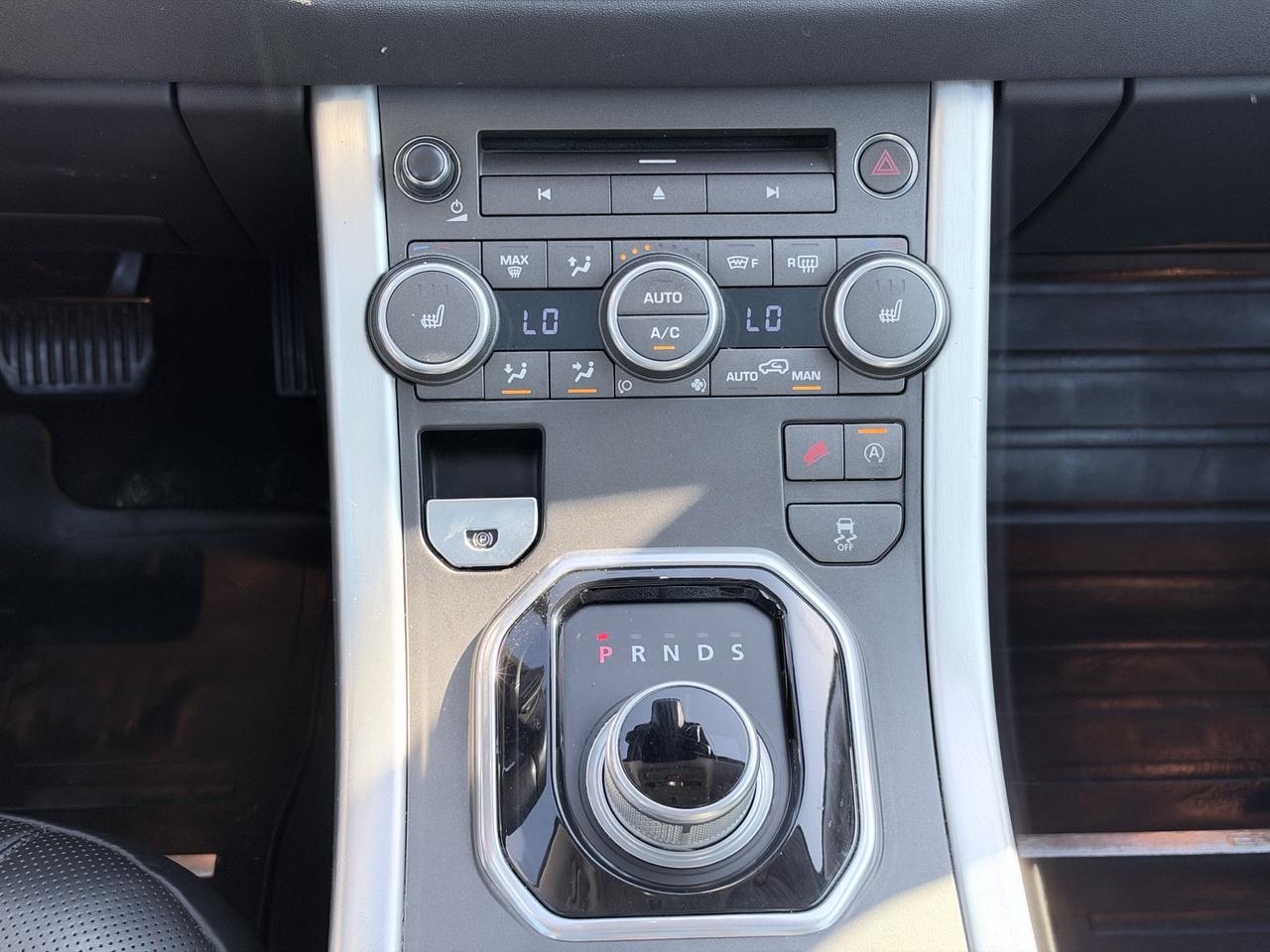 2016 Land Rover Range Rover Evoque HSE Photo