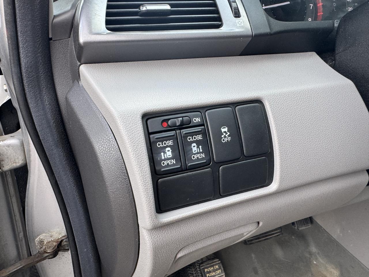 2014 Honda Odyssey 4dr Wgn EX w/RES Photo