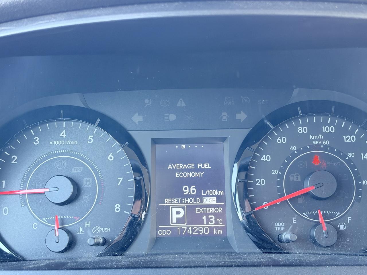 2017 Toyota Sienna LE Photo