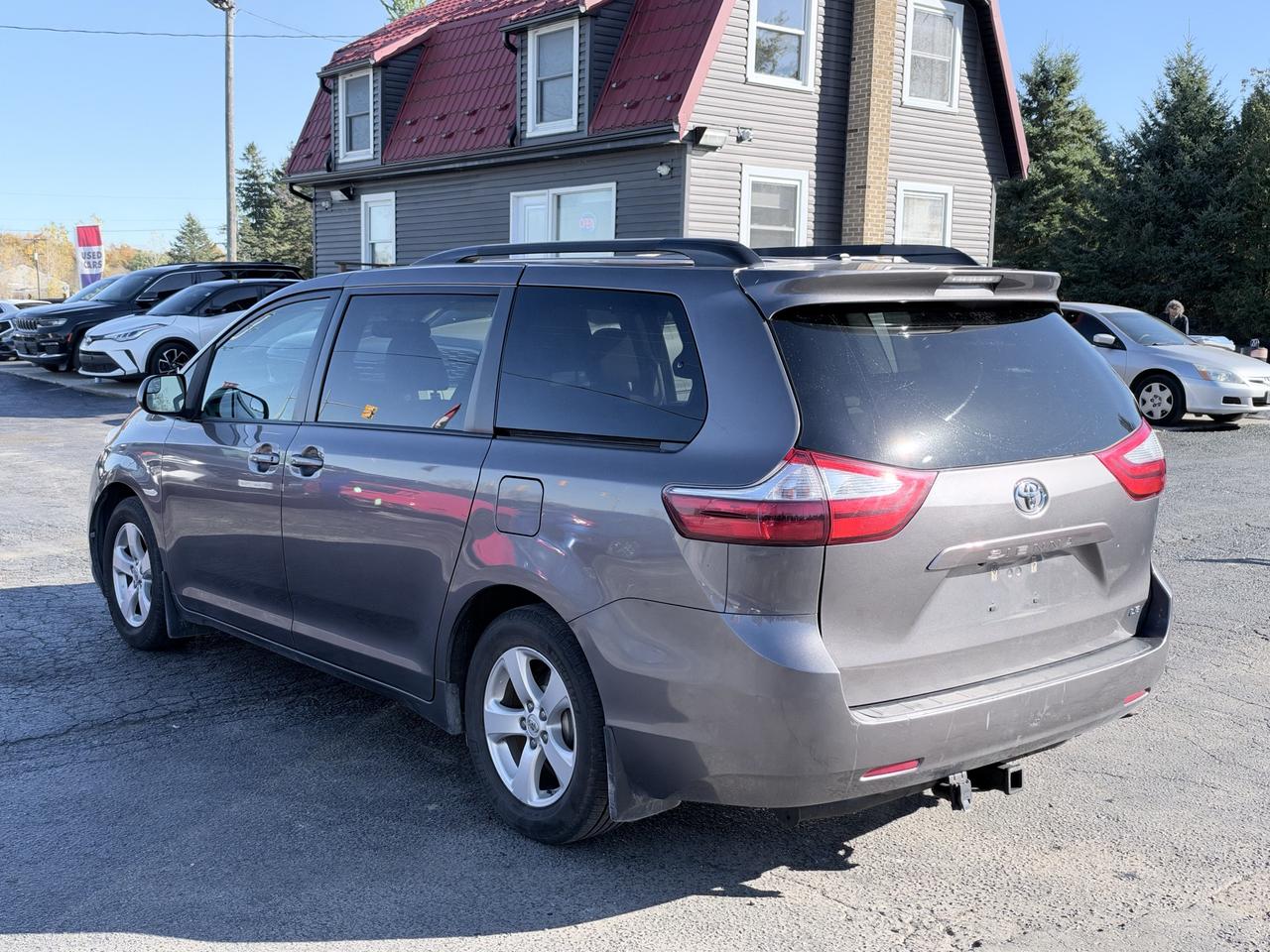 2017 Toyota Sienna