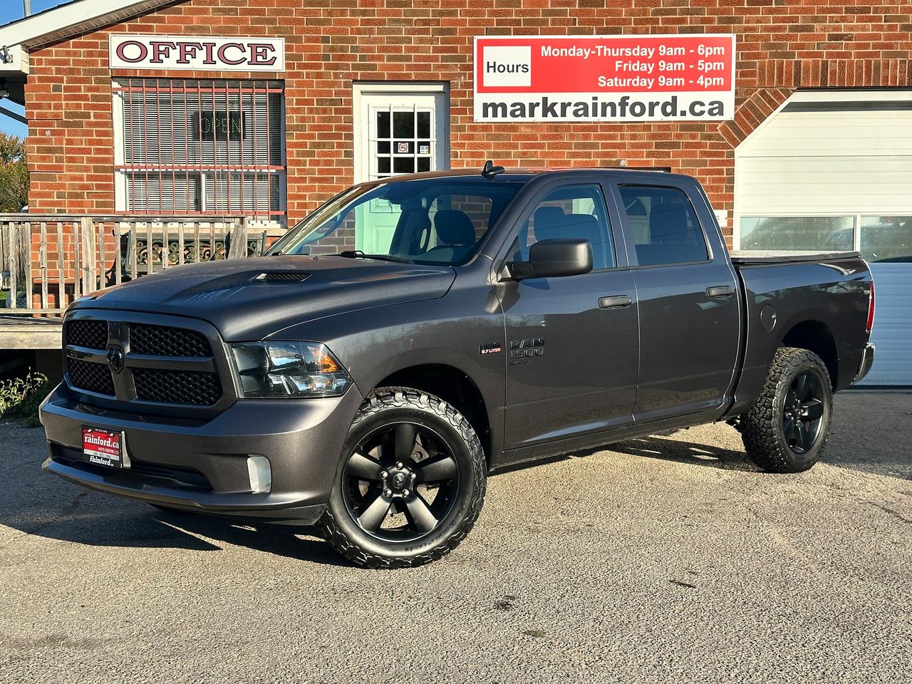 2019 RAM 1500 Classic Express4X4 HEMI CrewCab HTD-Cloth XM A/C BackupCam Photo