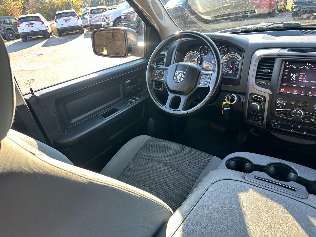 2019 RAM 1500 Classic Express4X4 HEMI CrewCab HTD-Cloth XM A/C BackupCam Photo