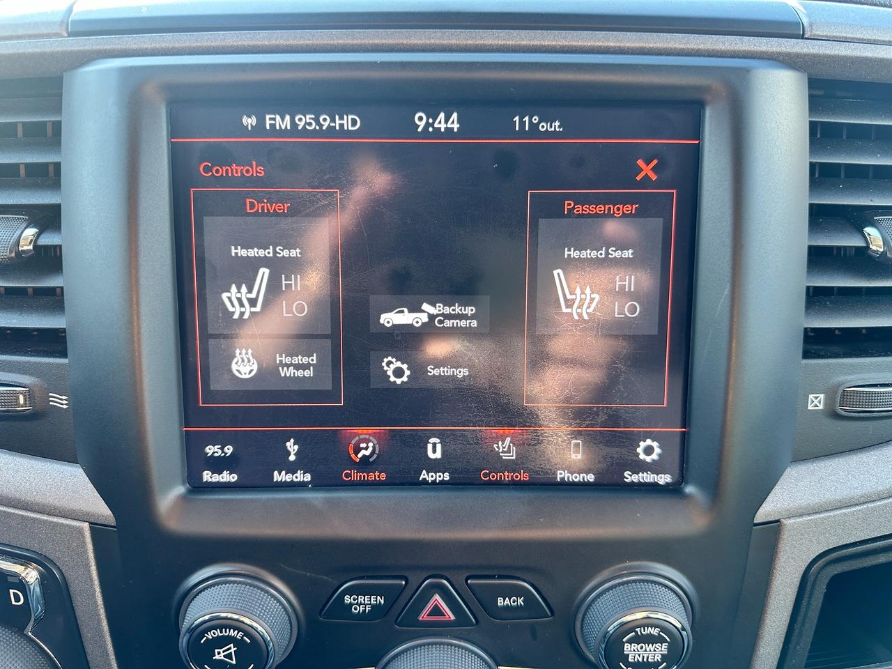 2019 RAM 1500 Classic Express4X4 HEMI CrewCab HTD-Cloth XM A/C BackupCam Photo