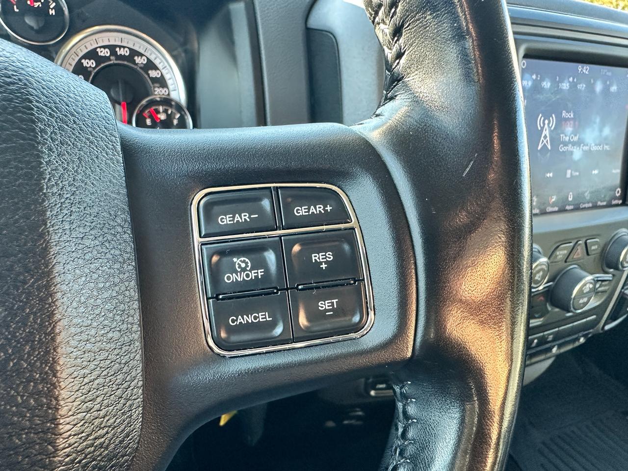 2019 RAM 1500 Classic Express4X4 HEMI CrewCab HTD-Cloth XM A/C BackupCam Photo