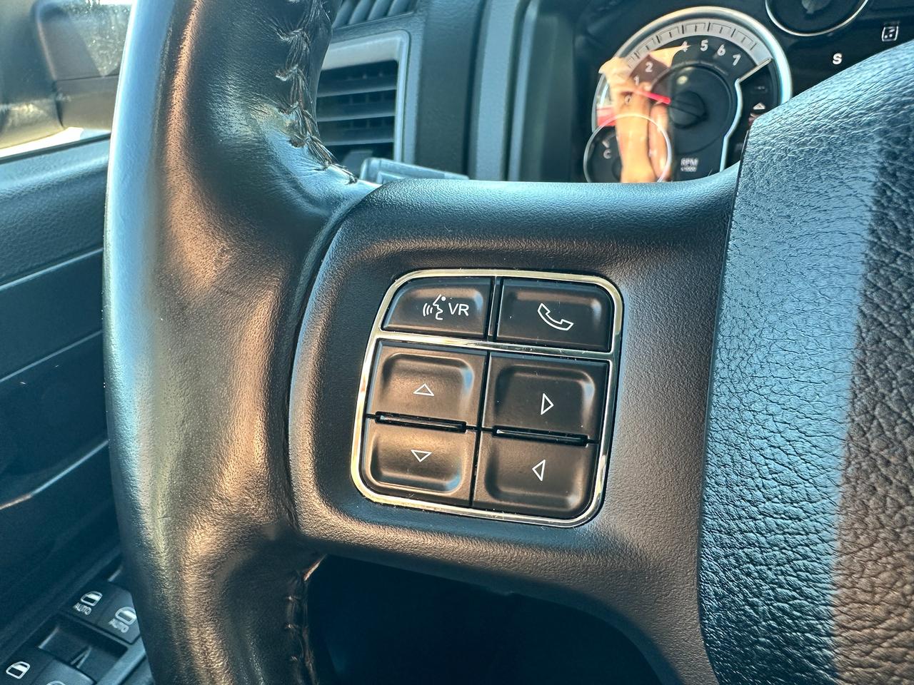 2019 RAM 1500 Classic Express4X4 HEMI CrewCab HTD-Cloth XM A/C BackupCam Photo
