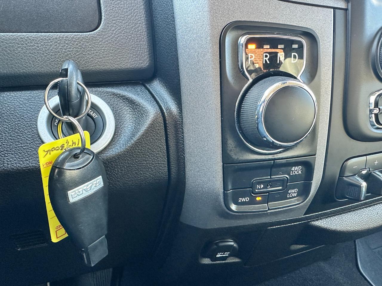 2019 RAM 1500 Classic Express4X4 HEMI CrewCab HTD-Cloth XM A/C BackupCam Photo
