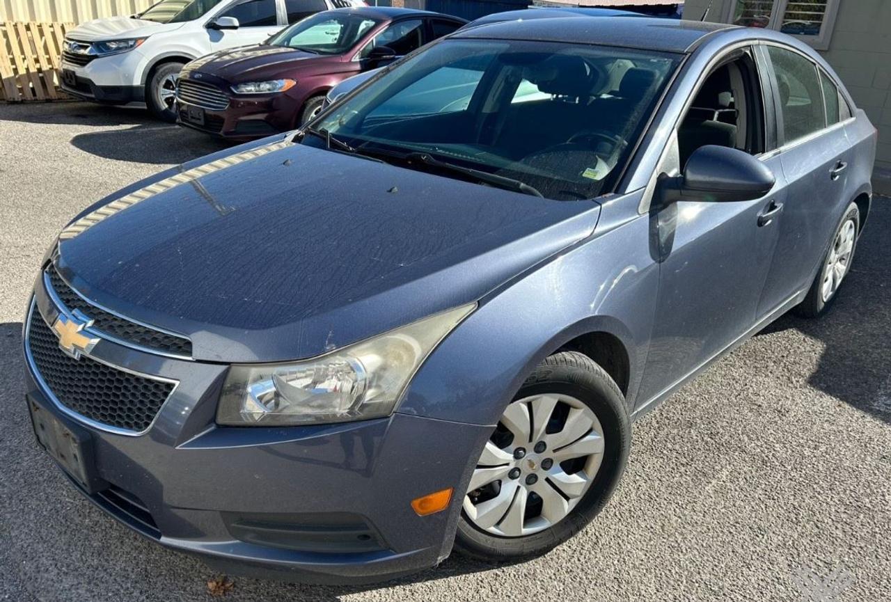 2014 Chevrolet Cruze 1LT Local Owner Service Records LOW KM'S !!! Photo0