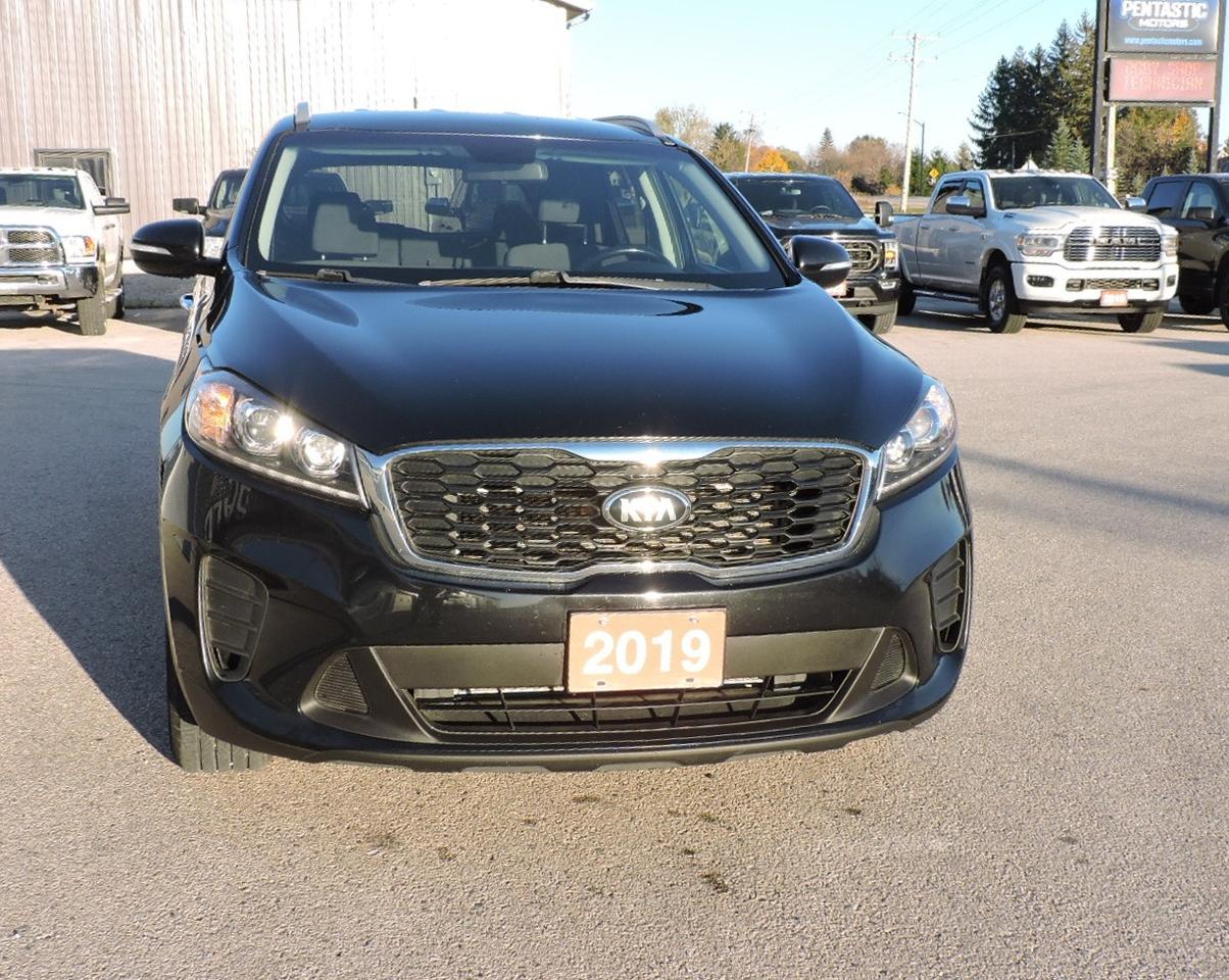 2019 Kia Sorento LX 2.4L All Wheel Drive New Brakes 183000 KMS Photo