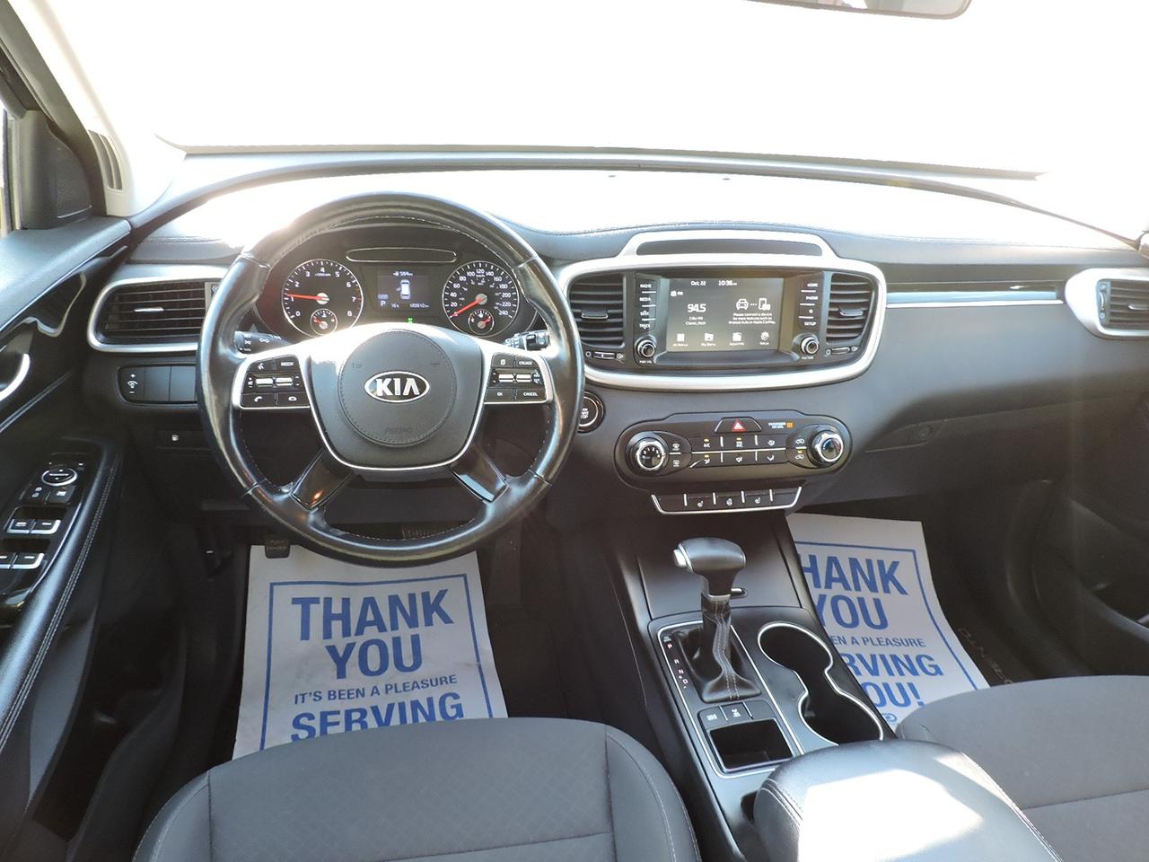 2019 Kia Sorento LX 2.4L All Wheel Drive New Brakes 183000 KMS Photo