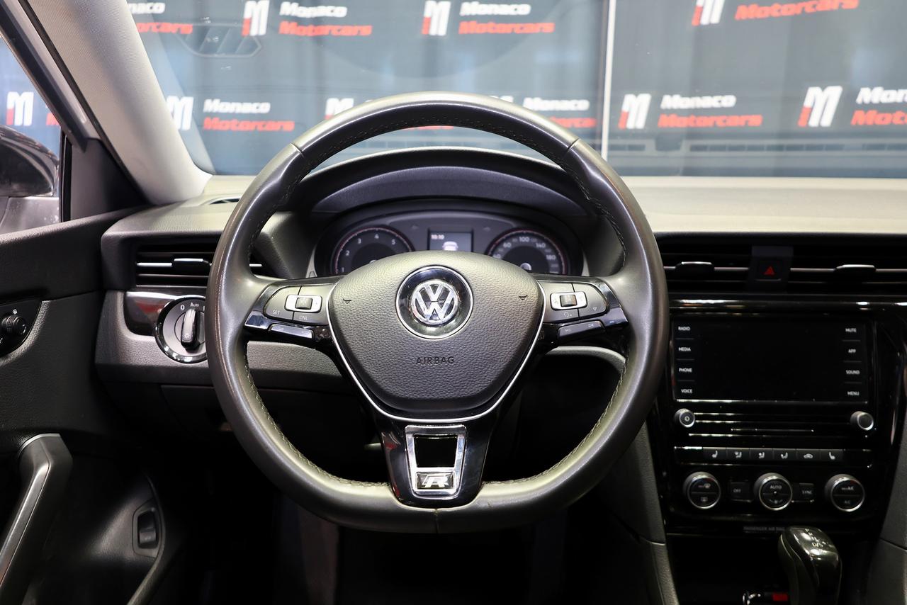 2021 Volkswagen Passat Highline - AS IS AS TRADED|R-LINE|SUNROOF|CAMERA Photo
