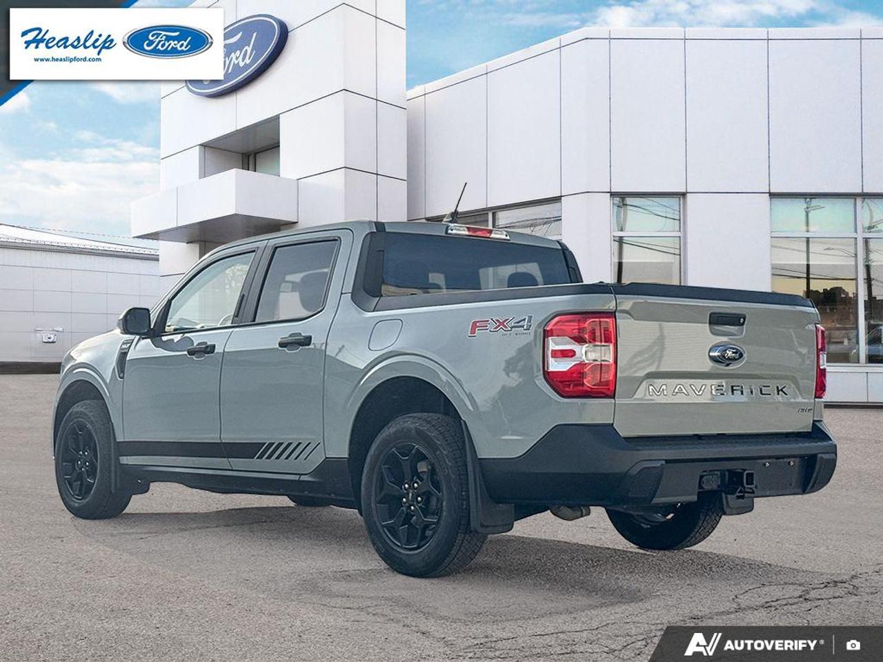2023 Ford Maverick XLT Photo3