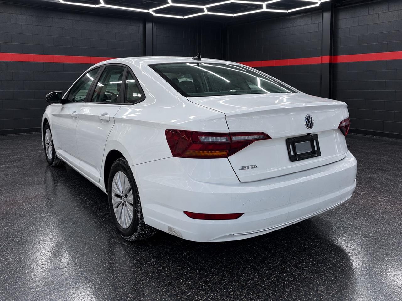 2019 Volkswagen Jetta SE Photo
