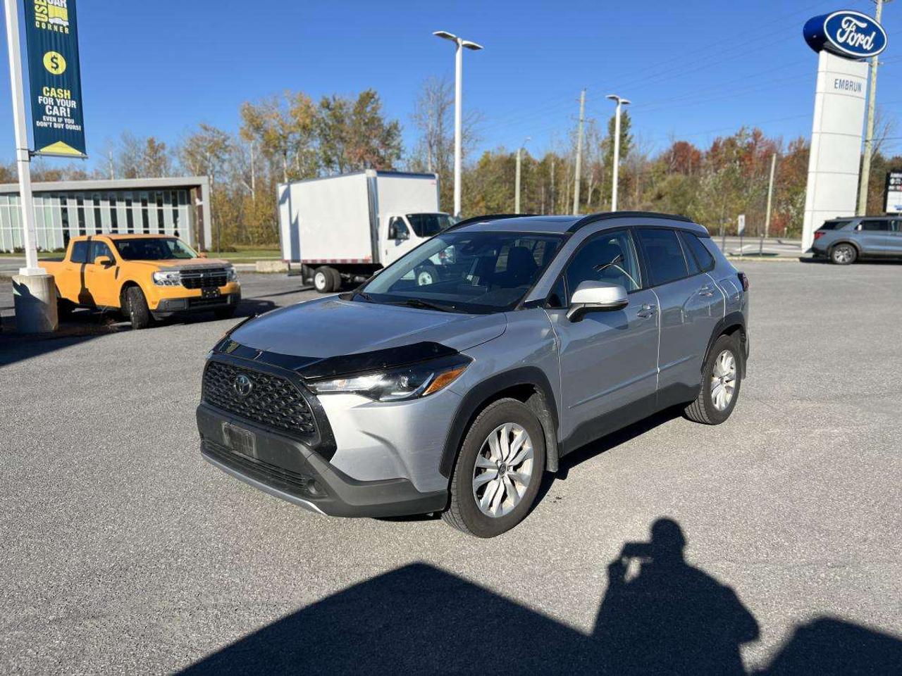 2022 Toyota Corolla Cross LE Photo