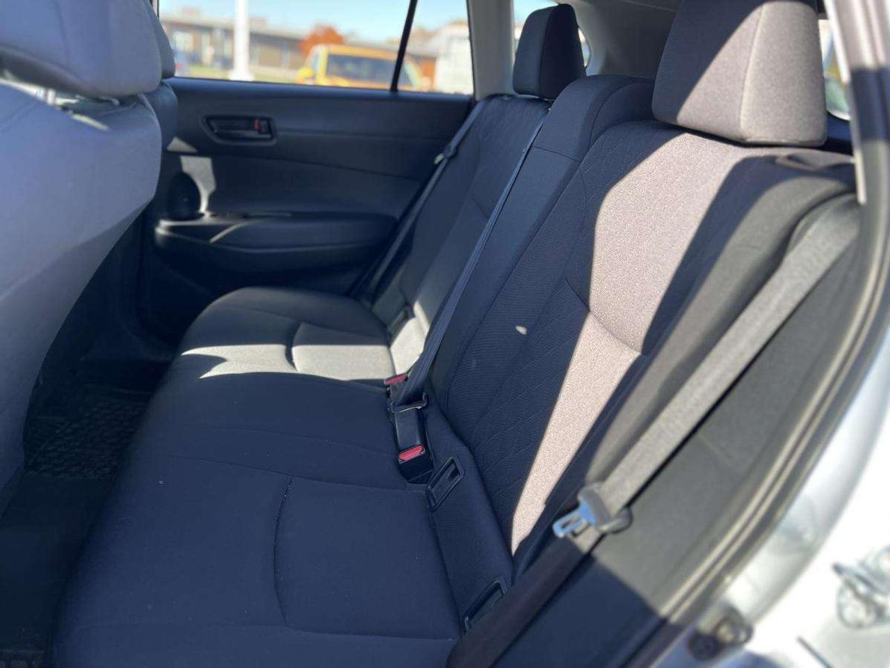 2022 Toyota Corolla Cross LE Photo