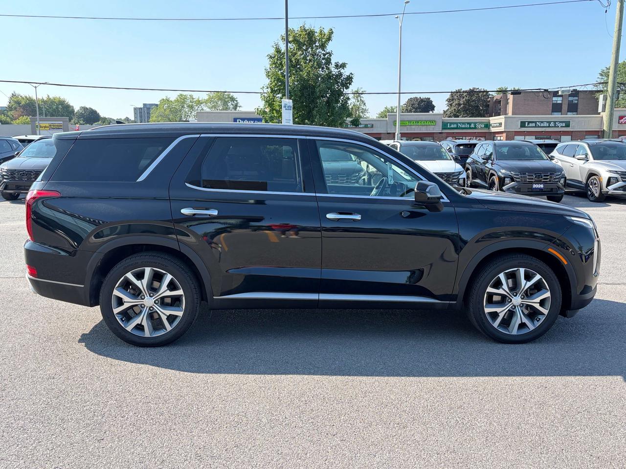 2020 Hyundai PALISADE Luxury 7-Passenger AWD Photo