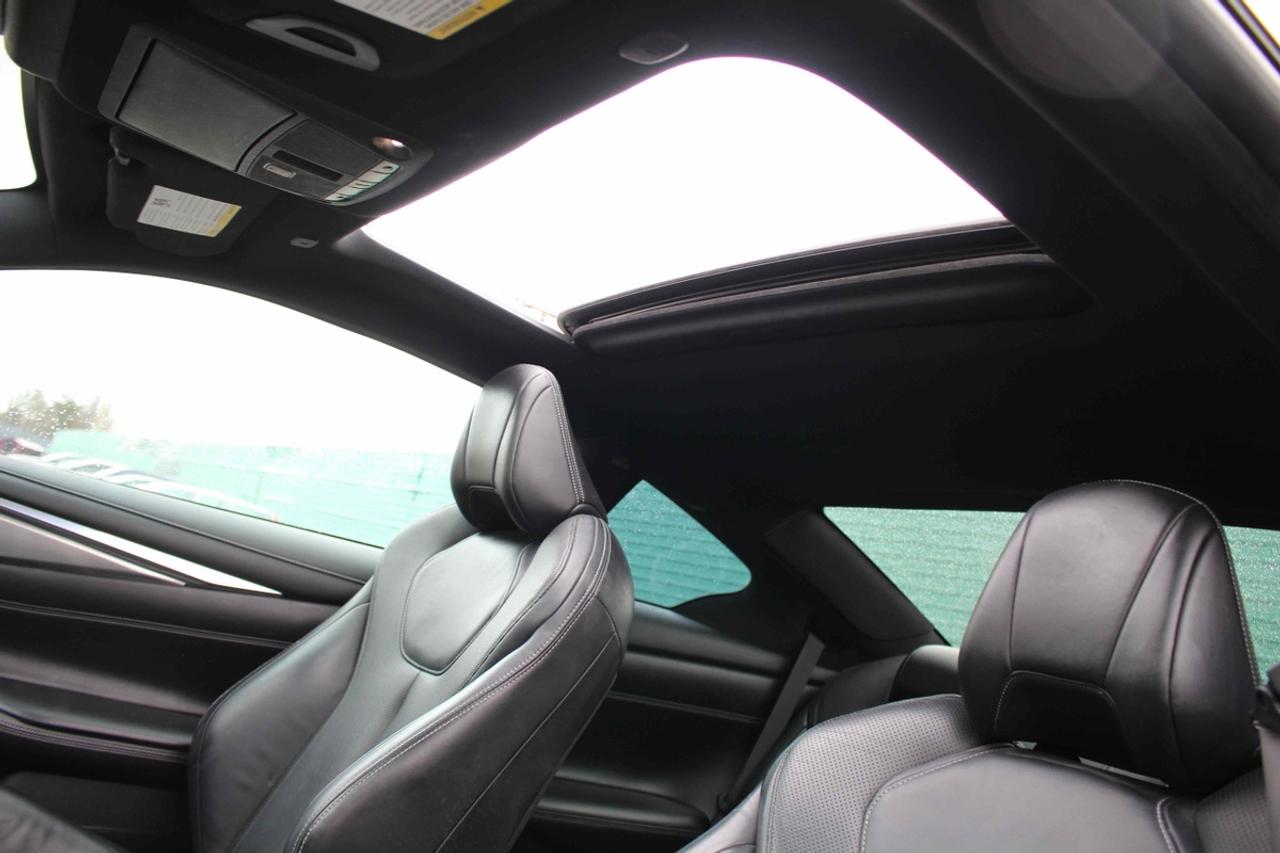 2017 Infiniti Q60 Premium Photo