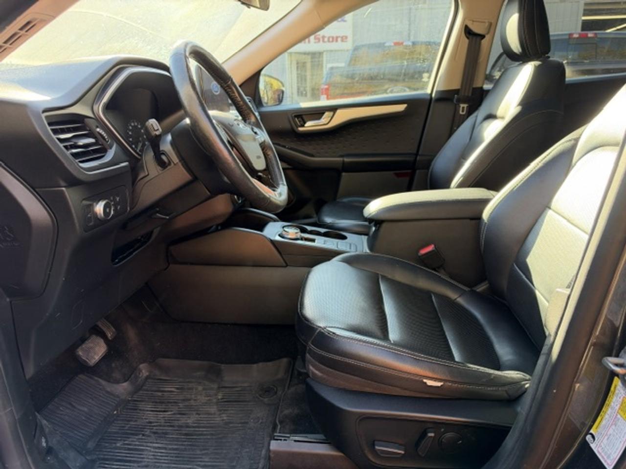 2020 Ford Escape SEL AWD Photo