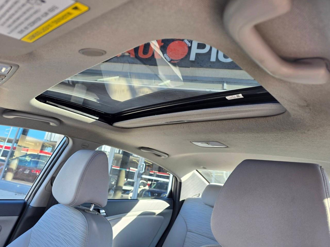 2017 Hyundai Accent 4DR SDN AUTO SE Photo