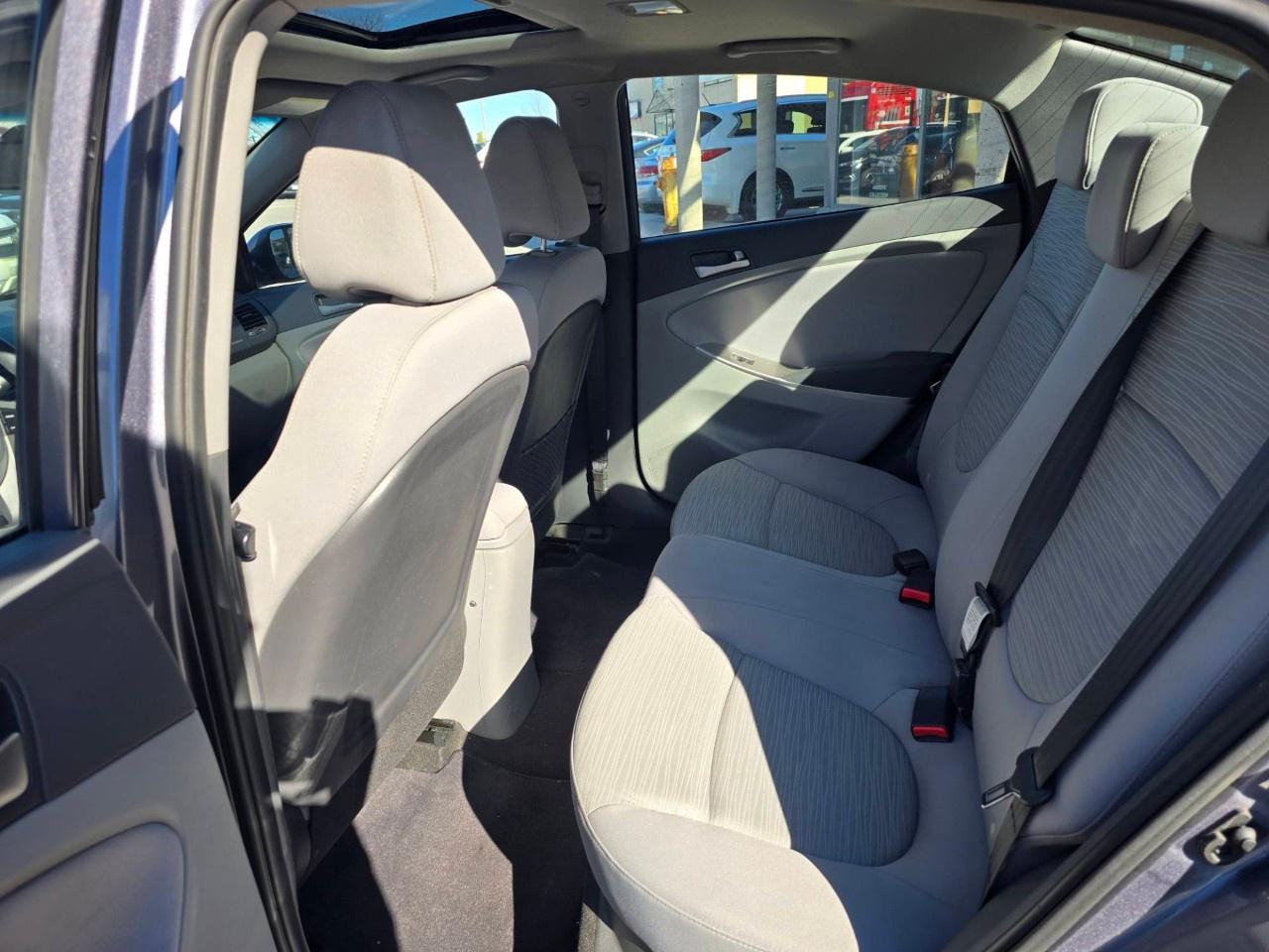 2017 Hyundai Accent 4DR SDN AUTO SE Photo