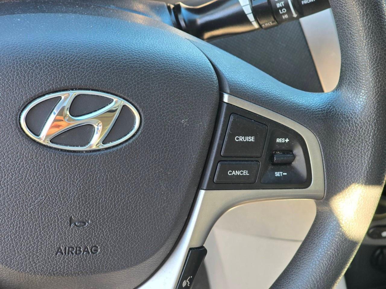 2017 Hyundai Accent 4DR SDN AUTO SE Photo