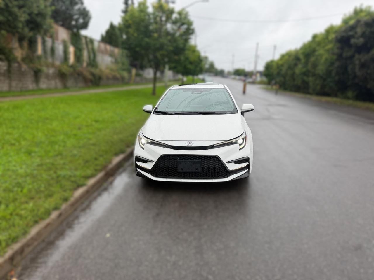 2024 Toyota Corolla SE Photo