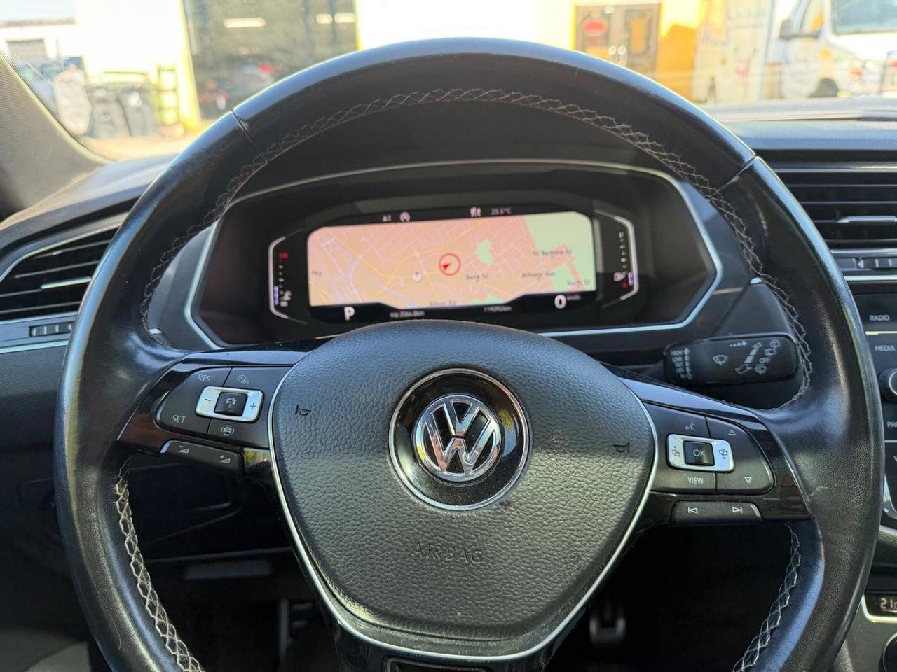 2019 Volkswagen Tiguan SEL Premium Photo