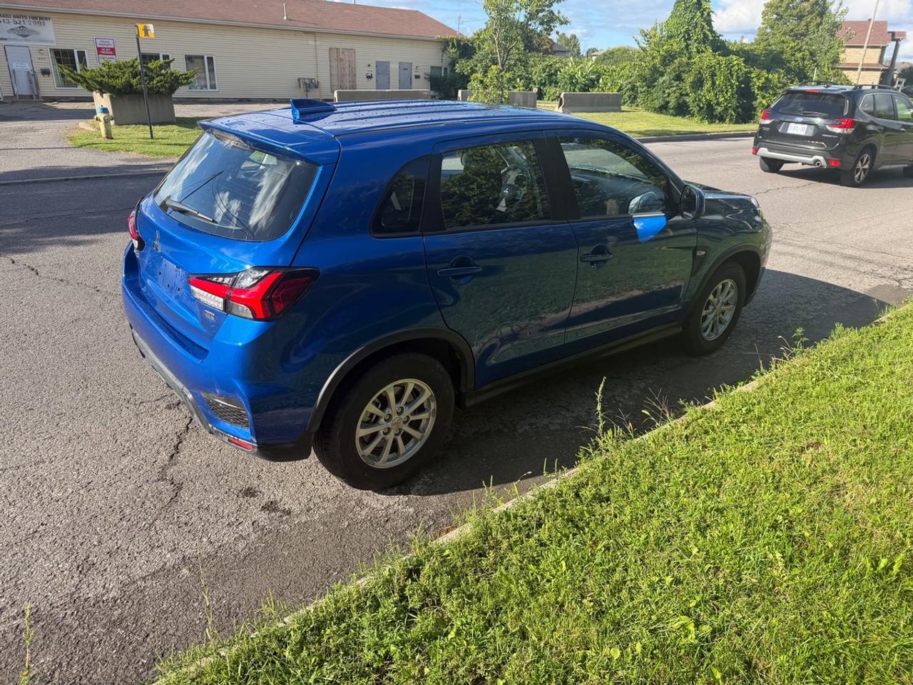 2026 Mitsubishi RVR ES Photo