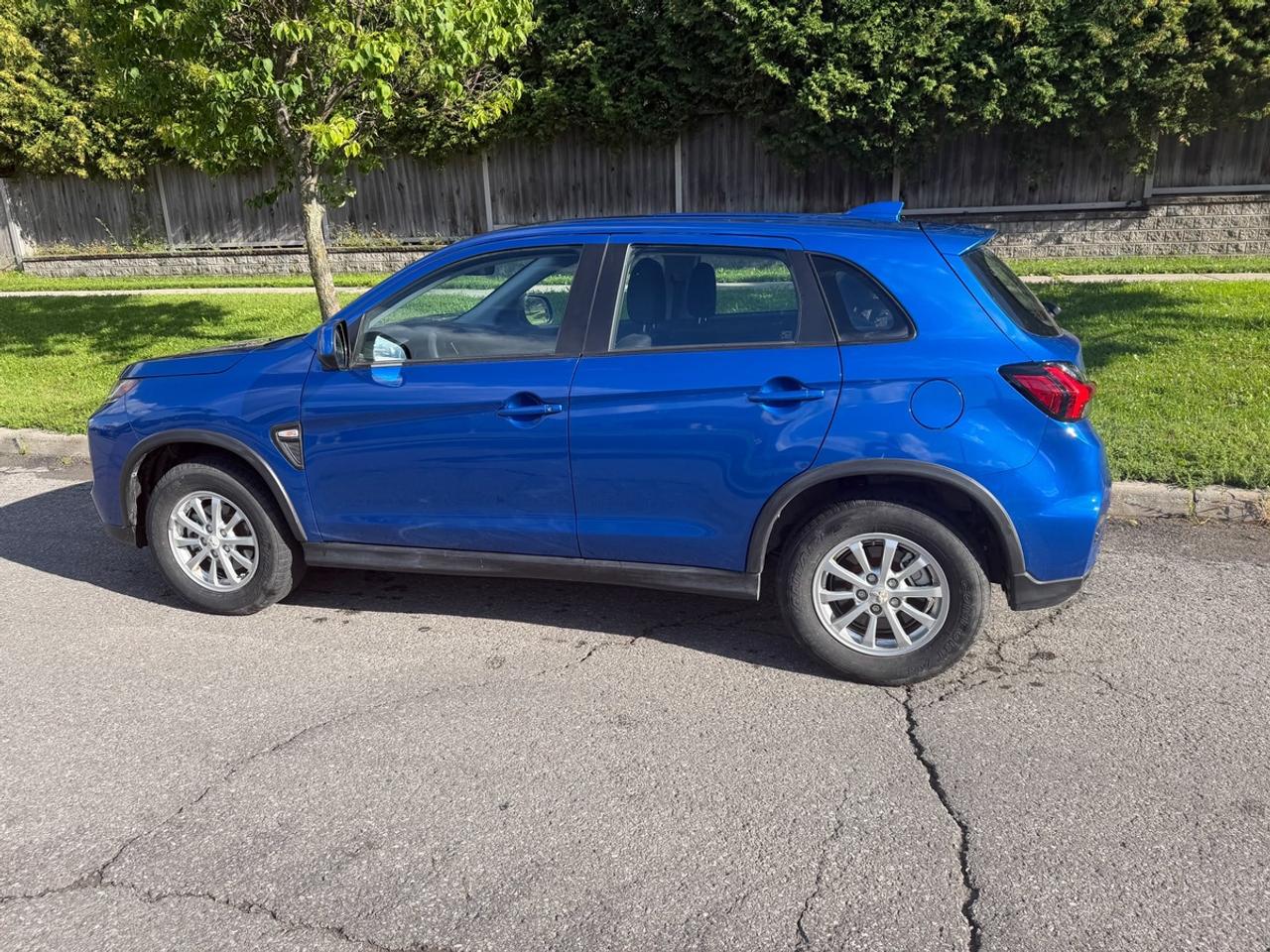 2026 Mitsubishi RVR ES Photo
