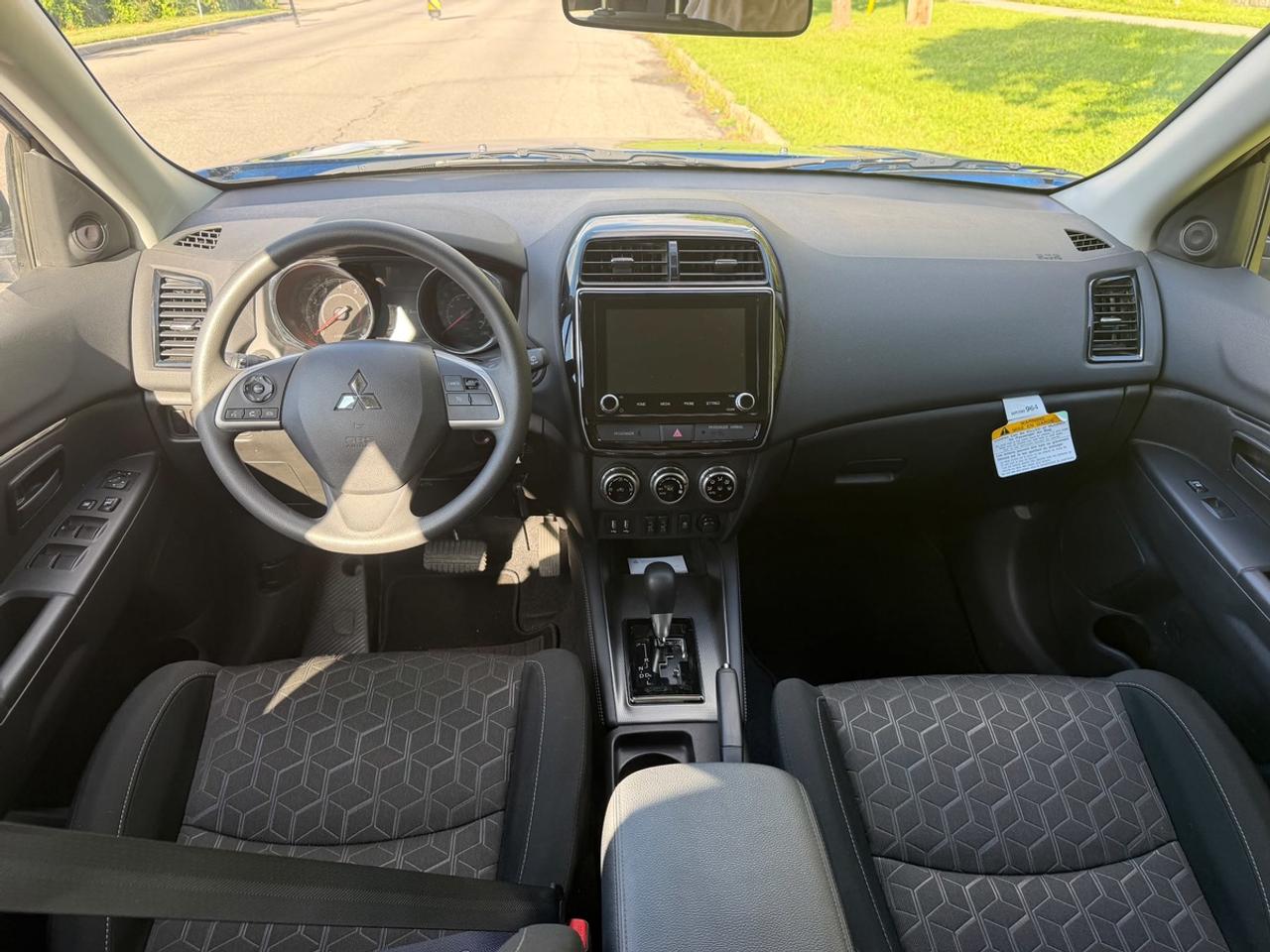 2026 Mitsubishi RVR ES Photo