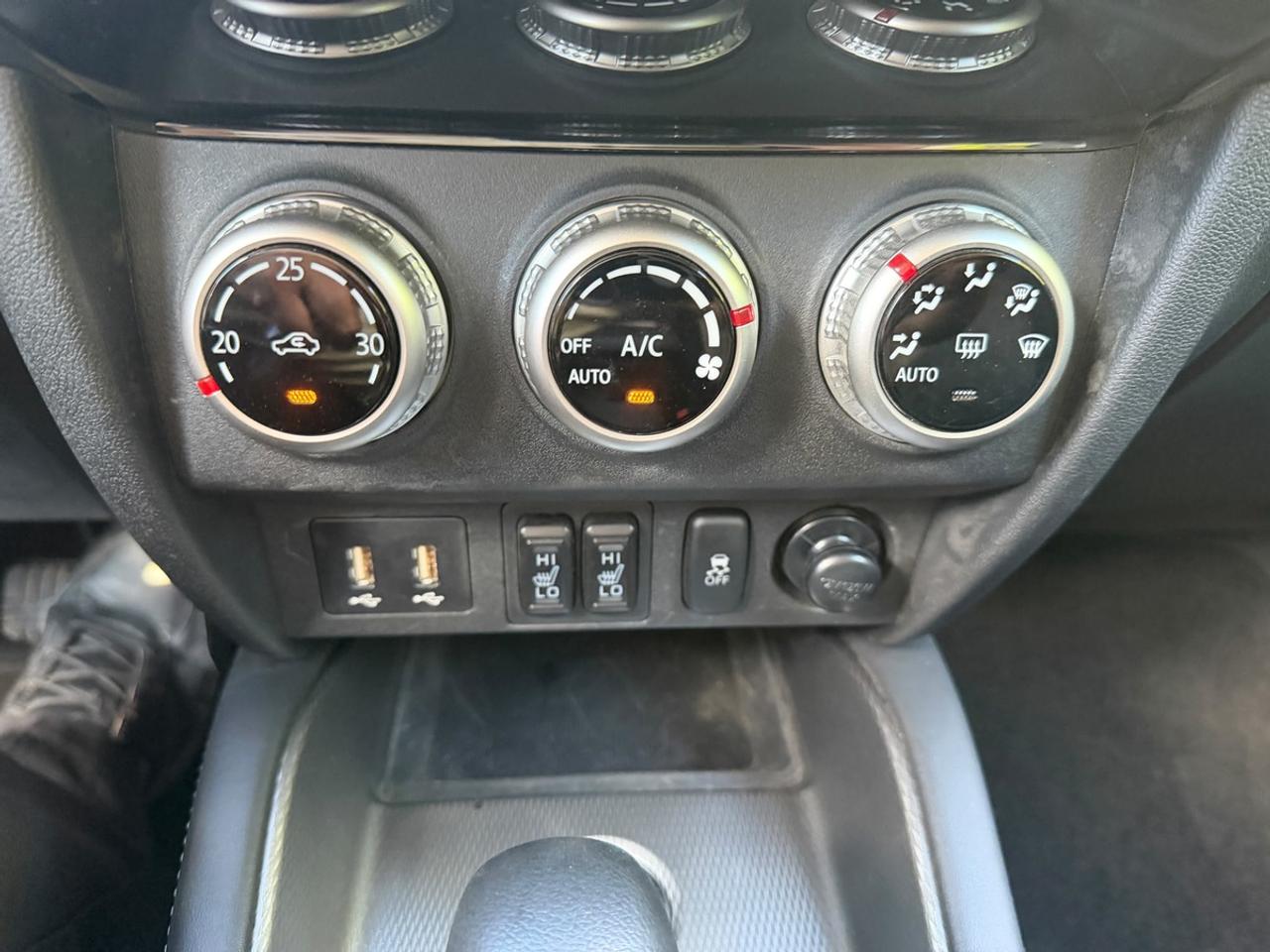2026 Mitsubishi RVR ES Photo