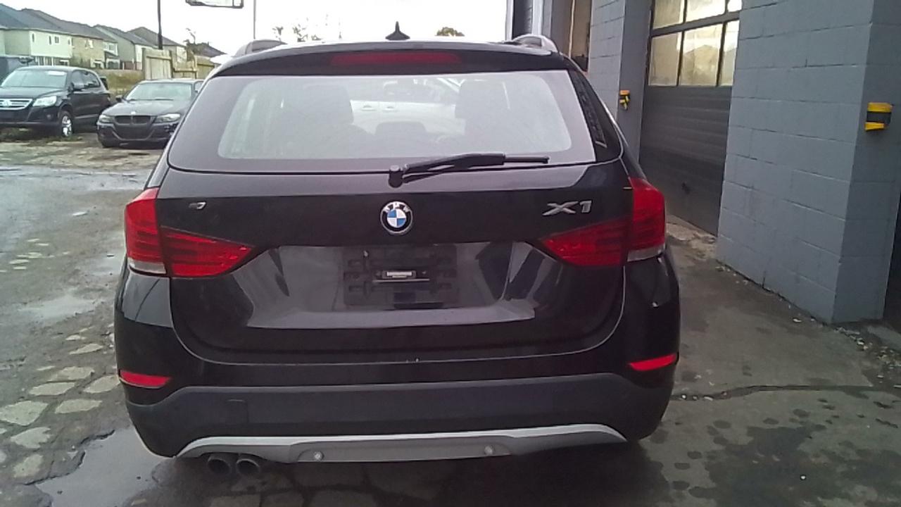 2015 BMW X1 xDrive28i Photo