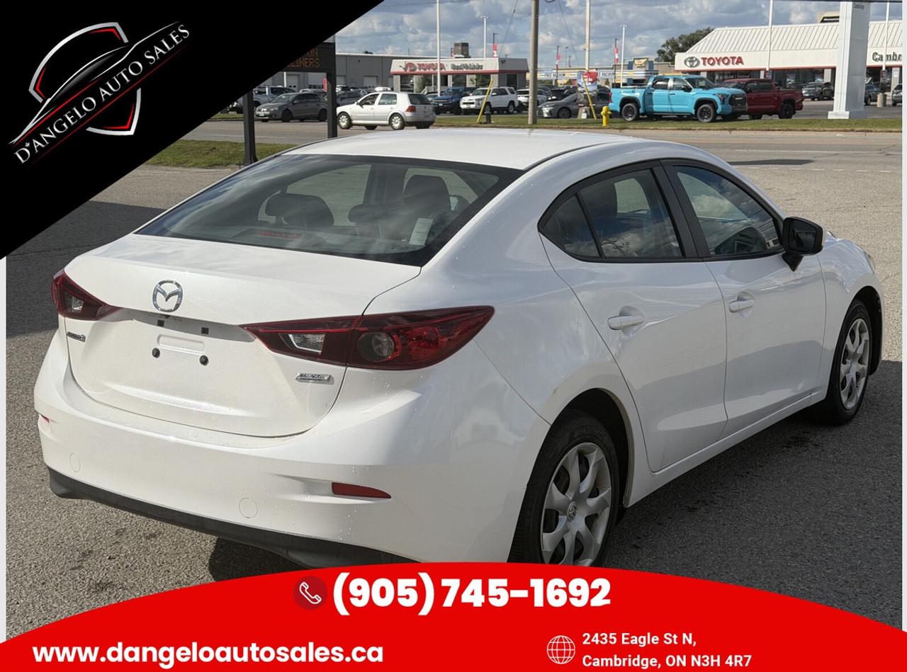 2018 Mazda MAZDA3 Sport Photo