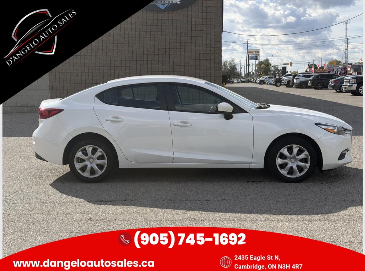 2018 Mazda MAZDA3 Sport Photo