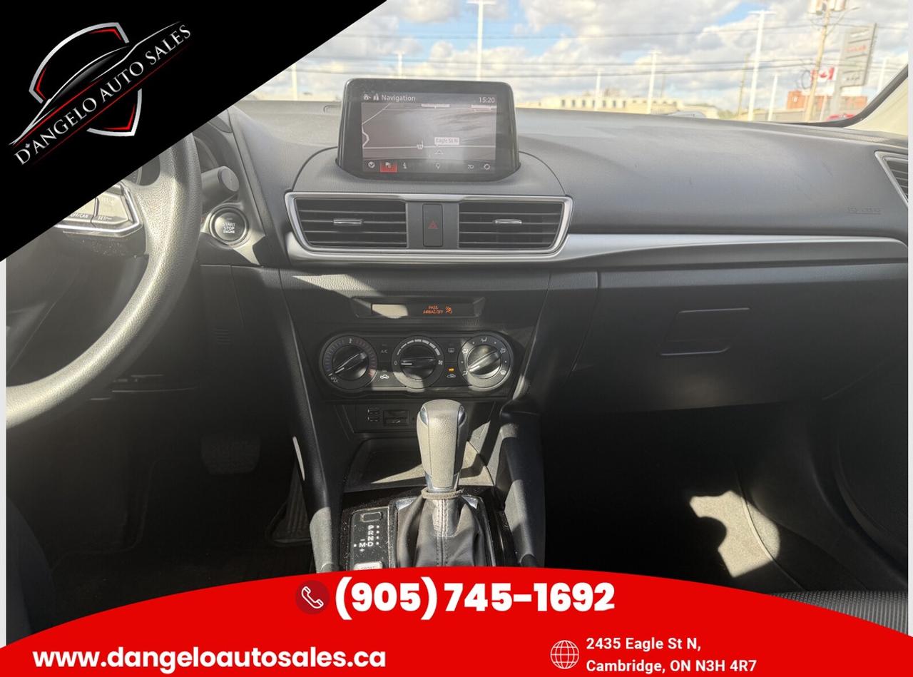 2018 Mazda MAZDA3 Sport Photo