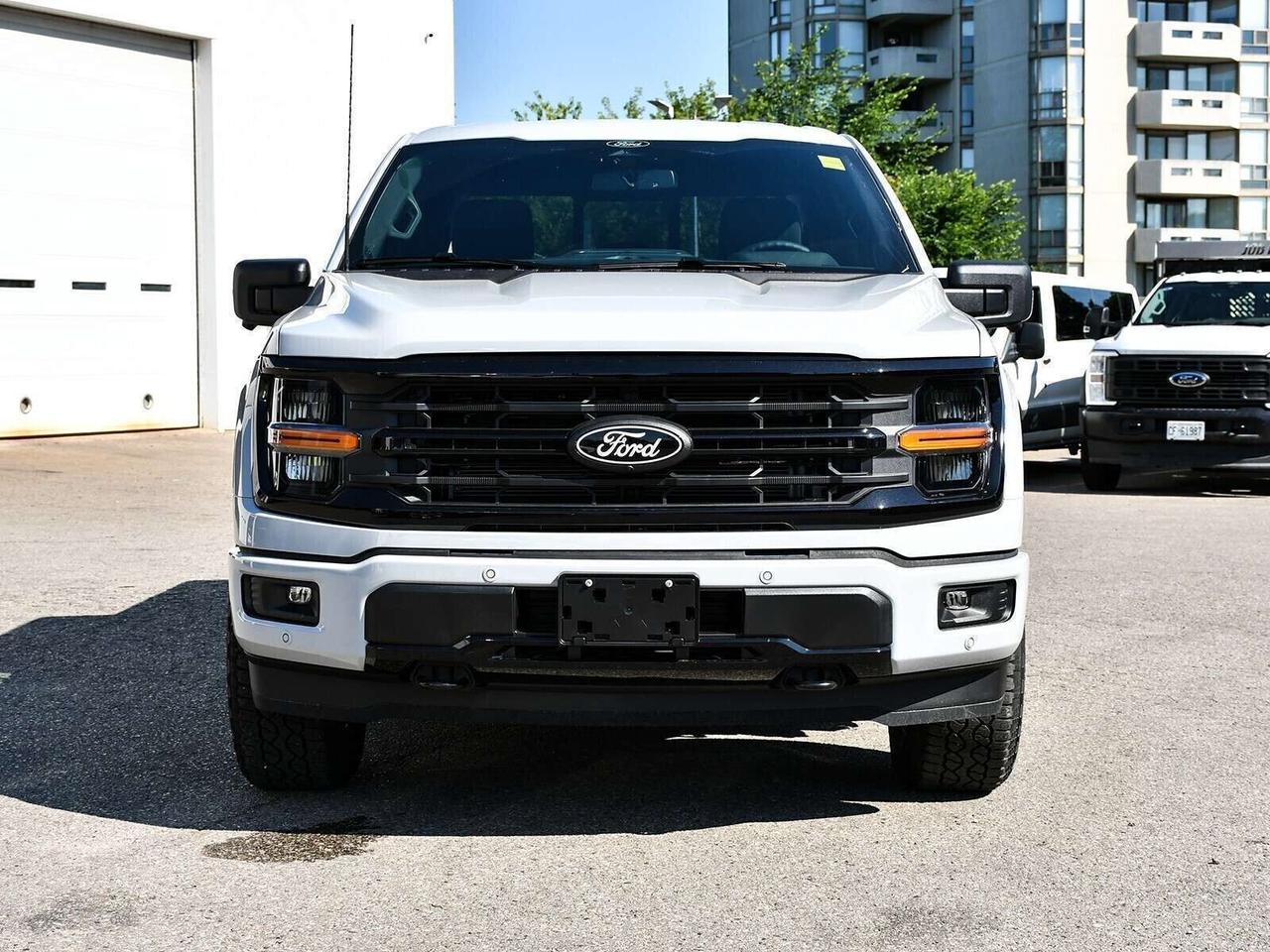 2026 Ford F-150 XLT Photo3