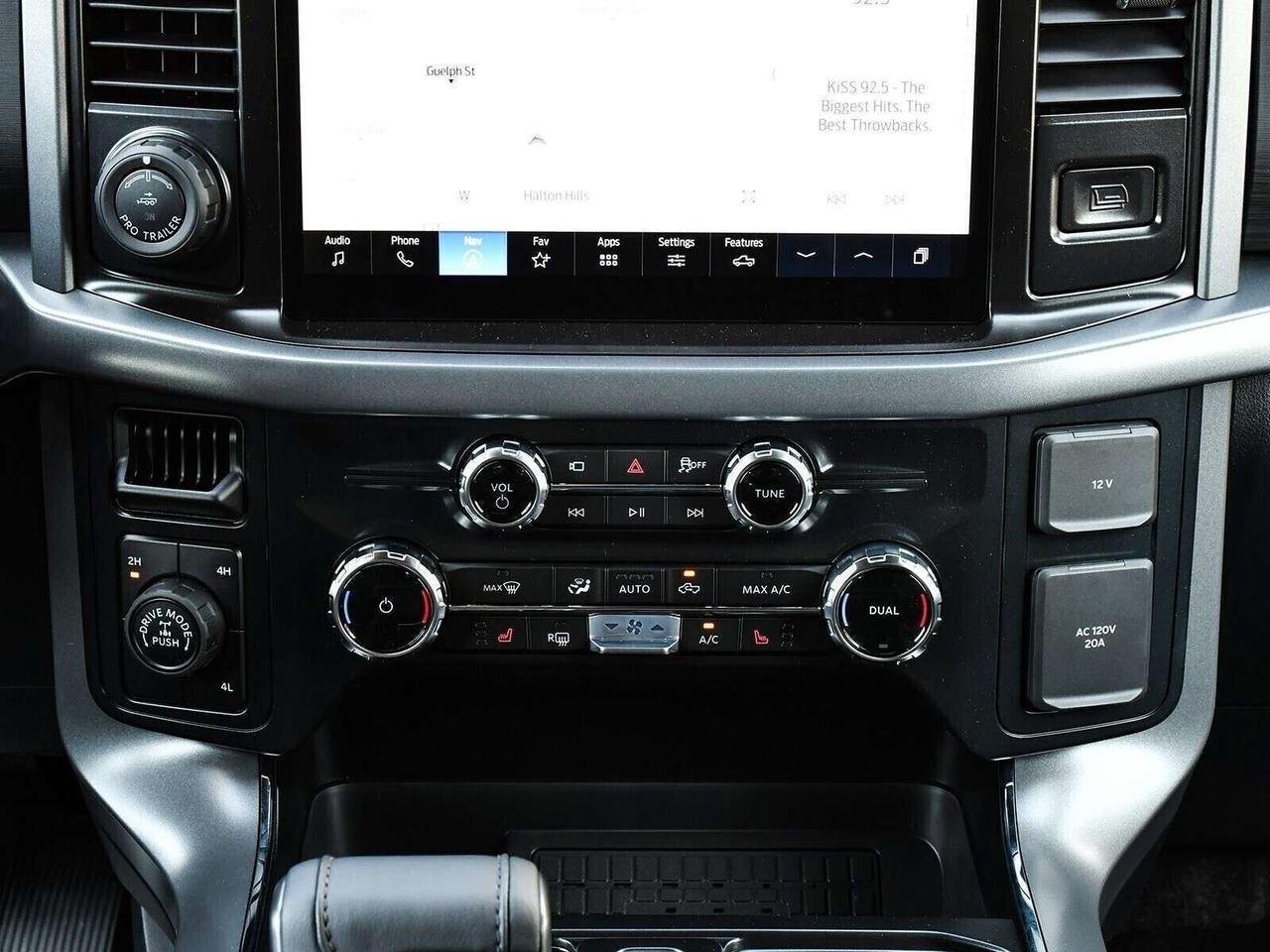 2026 Ford F-150 XLT Photo