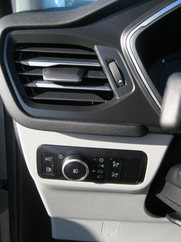 2024 Ford Escape Platinum 4dr All-Wheel Drive Photo