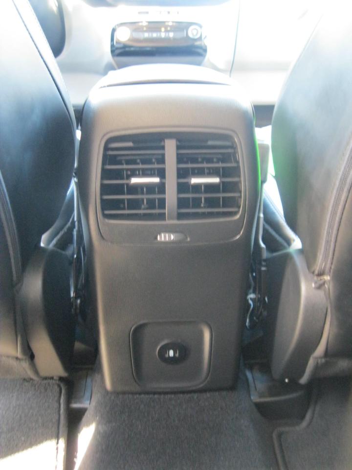 2024 Ford Escape Platinum 4dr All-Wheel Drive Photo