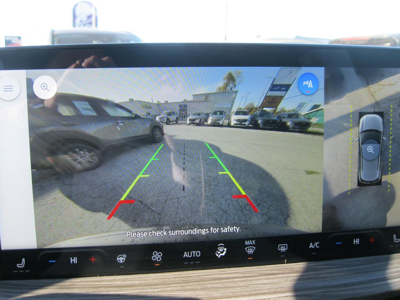 2024 Ford Escape Platinum 4dr All-Wheel Drive Photo