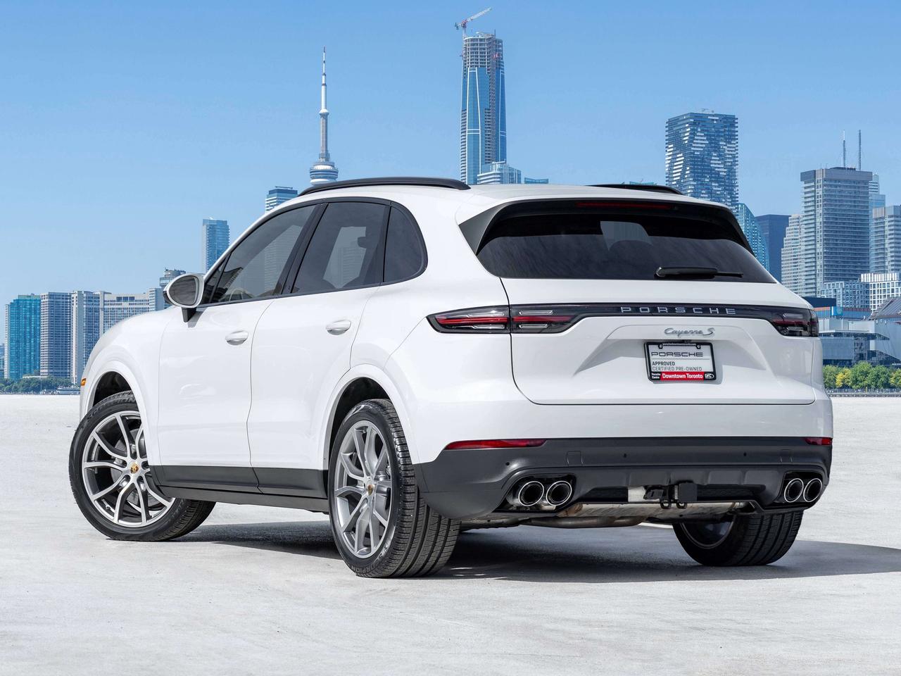 2023 Porsche Cayenne Low Kms   Adaptive Cruise   21" Wheels   CERTIFIED Photo