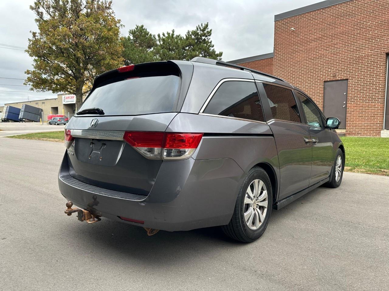 2014 Honda Odyssey EX Photo
