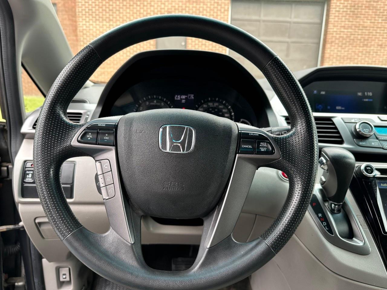 2014 Honda Odyssey EX Photo