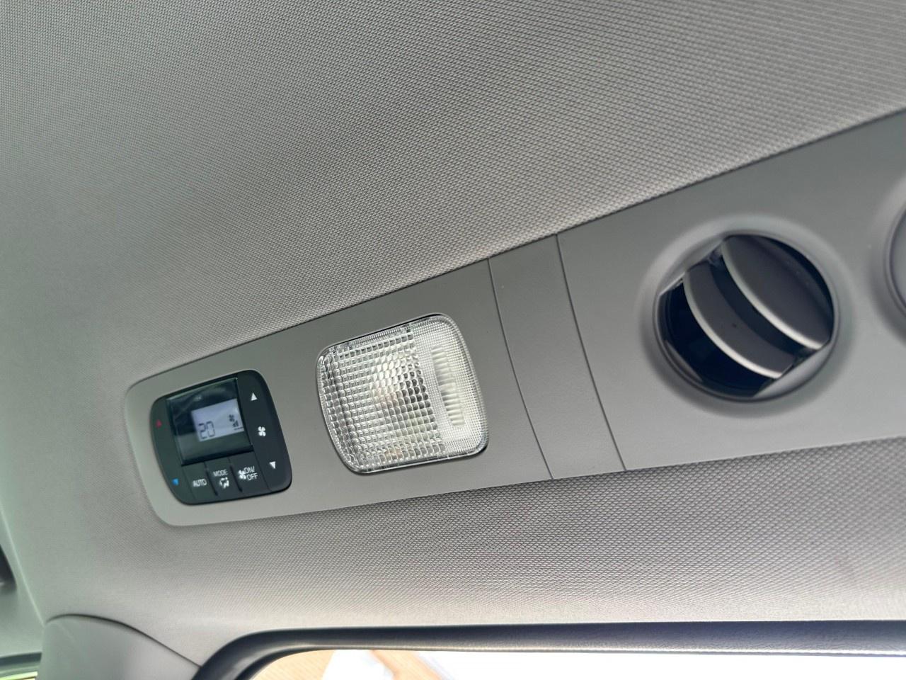 2014 Honda Odyssey EX Photo